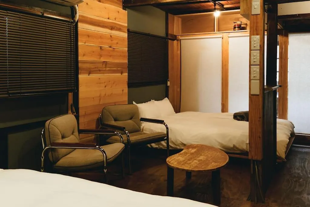 Juu Arts&Stay Nishikujo-大阪市 0*, 大阪市